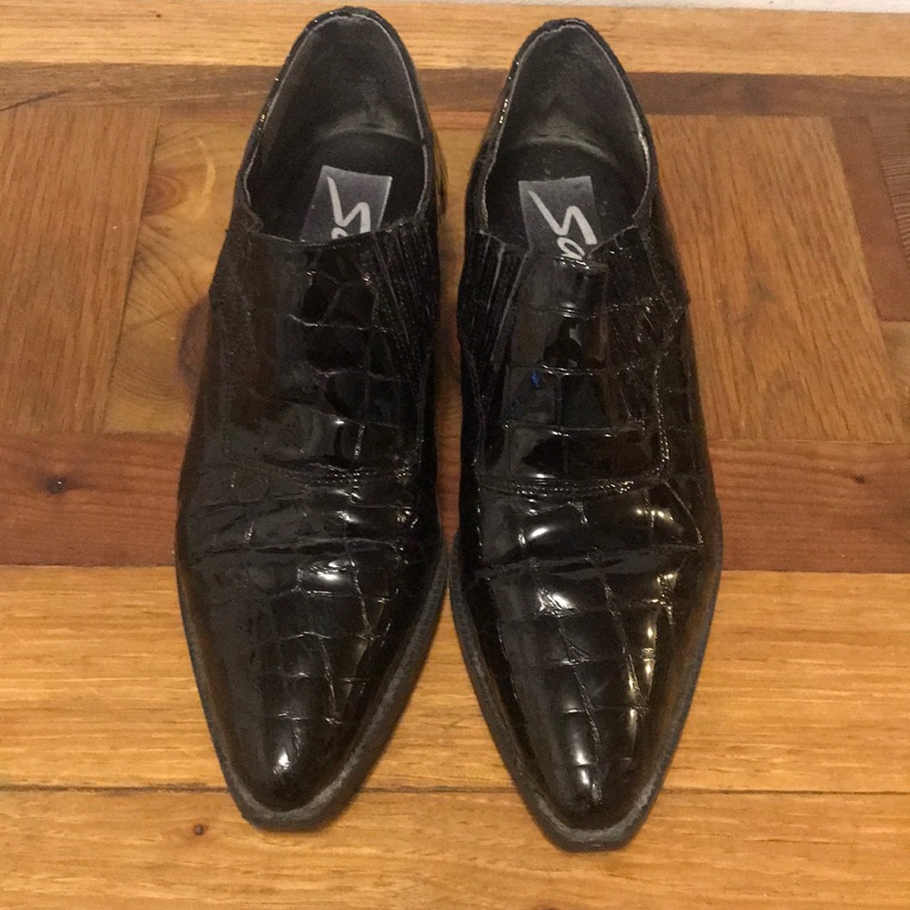 Sage black patent leather embossed ankle boot 6